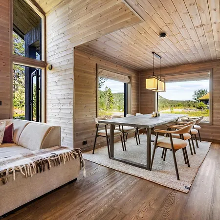 Reno Hytta *